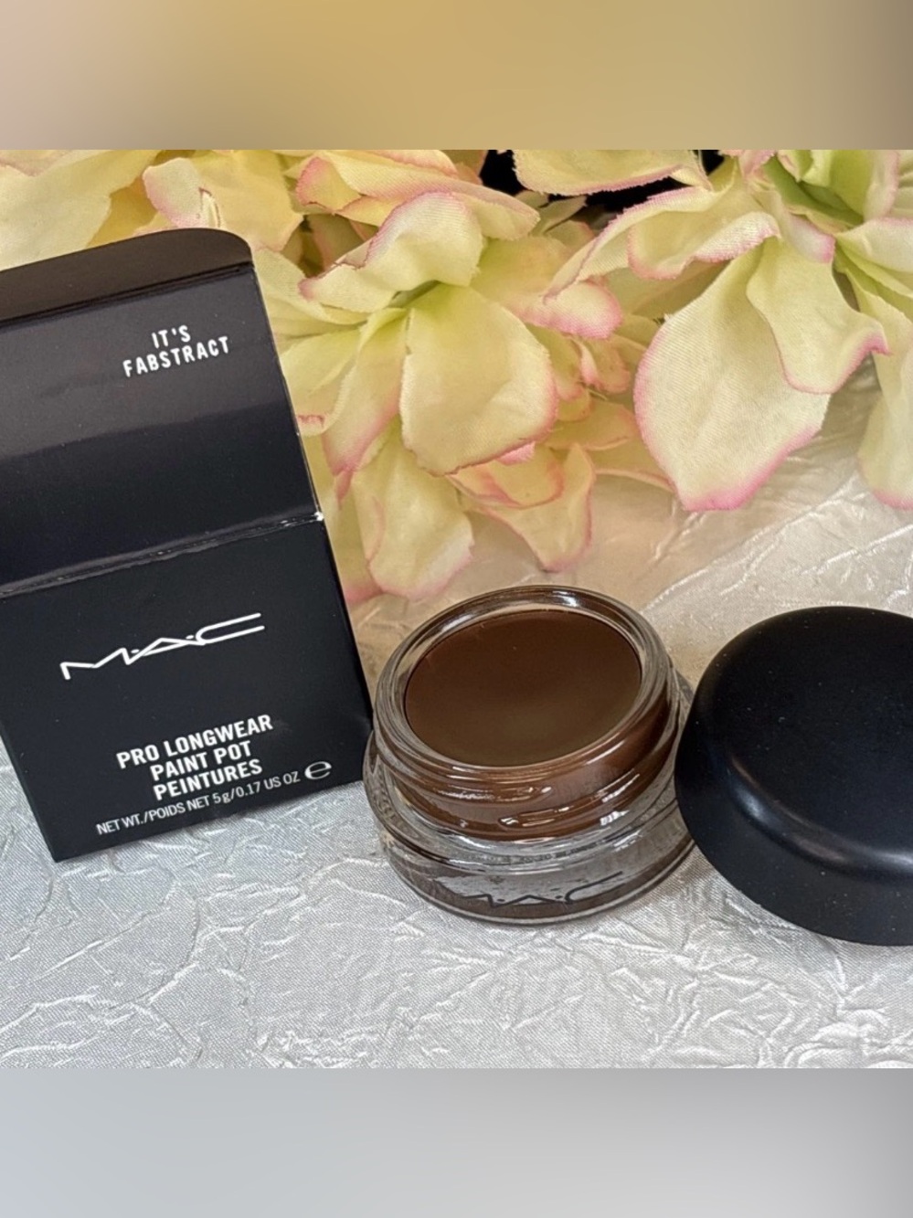MAC Pro Longwear Paint Pot - IT'S FABSTRACT - Full Size New in box